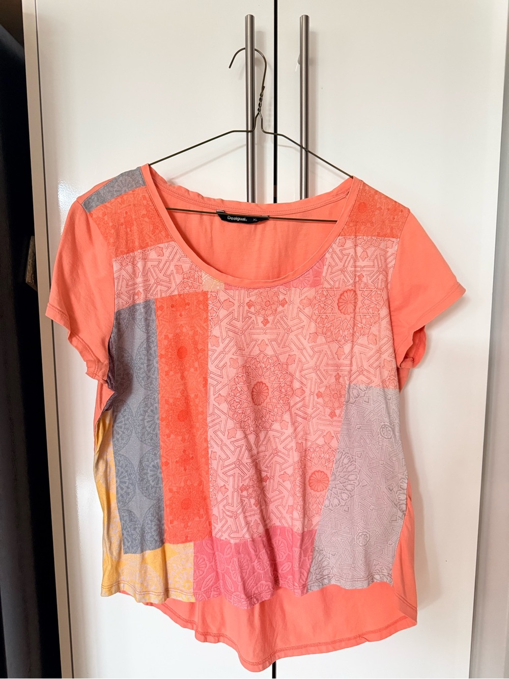 Desigual Coral Patchwork Scoop Neck Short Sleeve Top XL fits like L